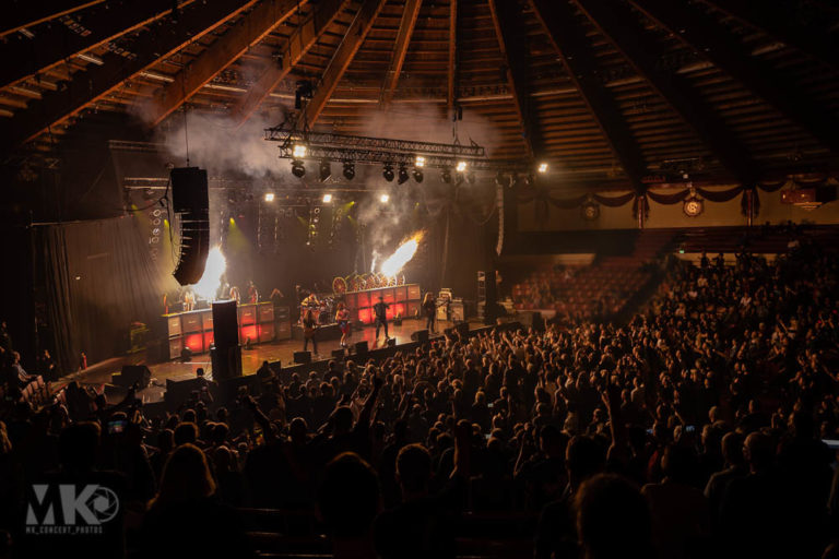 2019/10/13 Barock - AC/DC Tribute live @ Circus Krone Bau München - MK ...